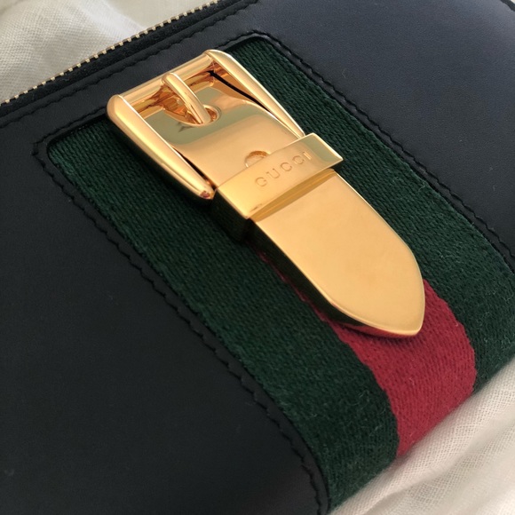 Gucci Sylvie Leather zip around wallet - Picture 1 of 6